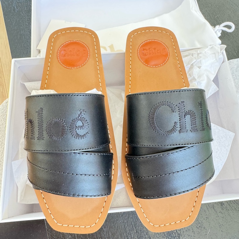 NWB Chloe “Woody” sandals